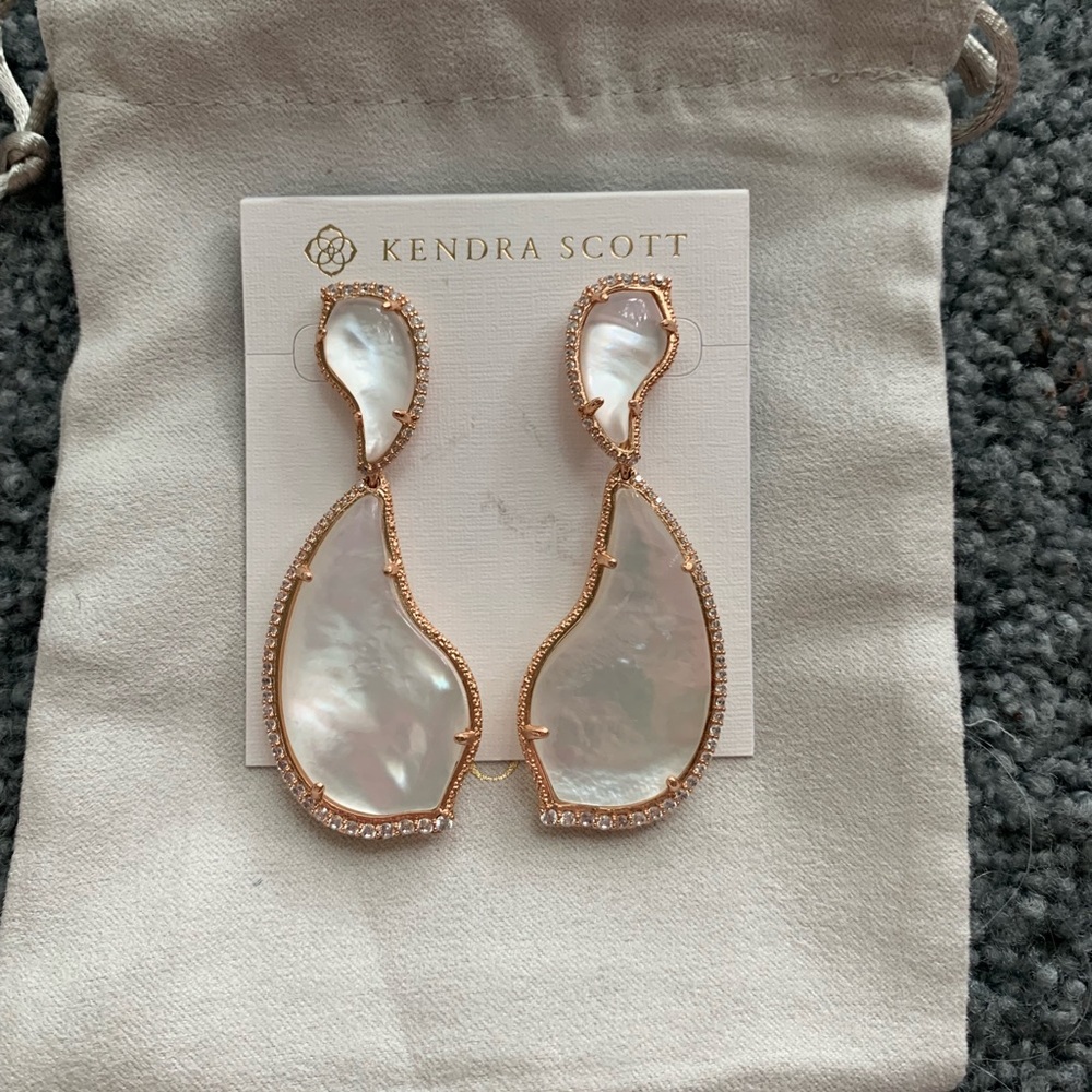 Kendra Scott Teddi earrings